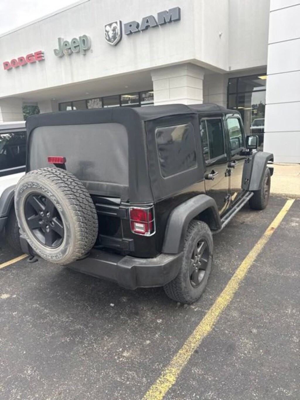 Used 2016 Jeep Wrangler Unlimited SUV
