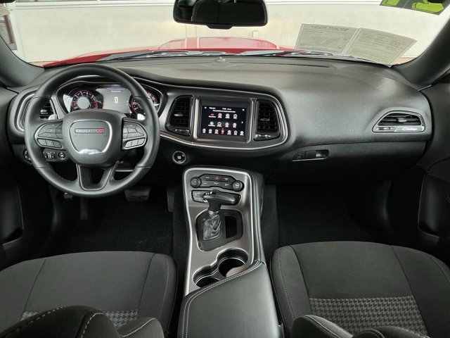 2021 Dodge Challenger R/T photo 4