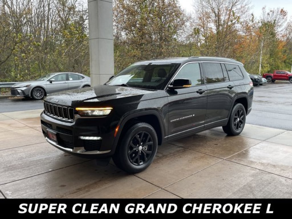 Used 2023 Jeep Grand SUV