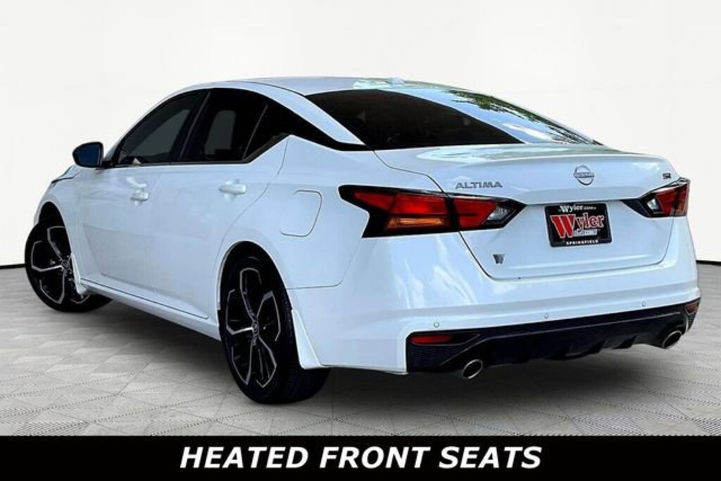 Used 2024 Nissan Altima Sedan
