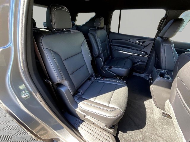 2027 Chevrolet Traverse LT - Photo 19