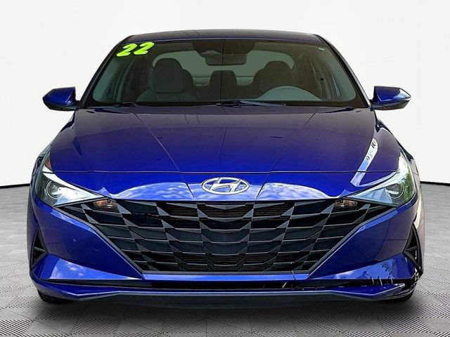 Used 2022 Hyundai Elantra SEL with VIN KMHLM4AG1NU360569 for sale in Greendale, IN
