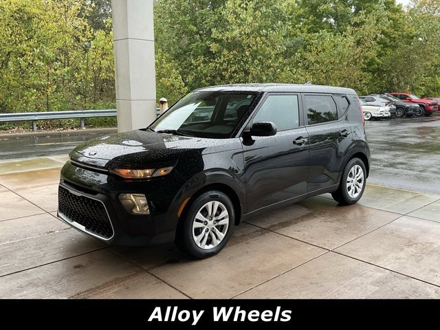2020 Kia Soul LX photo 2