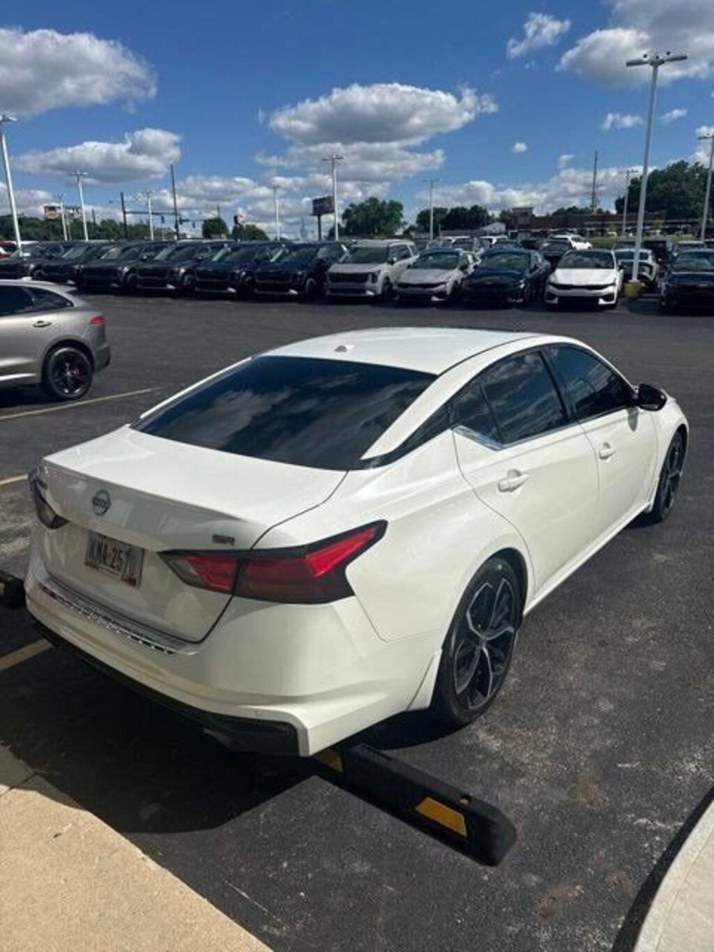 Used 2023 Nissan Altima Sedan