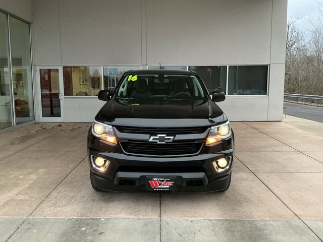 2016 Chevrolet Colorado Z71 photo 2