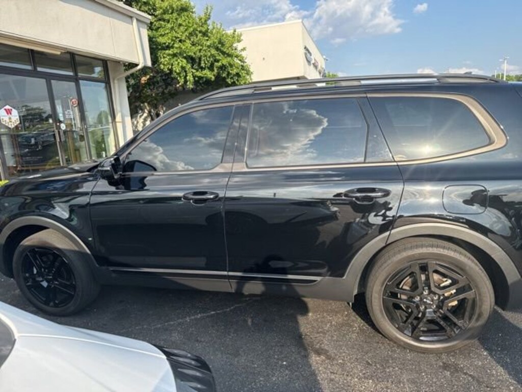 Used 2024 Kia Telluride SUV
