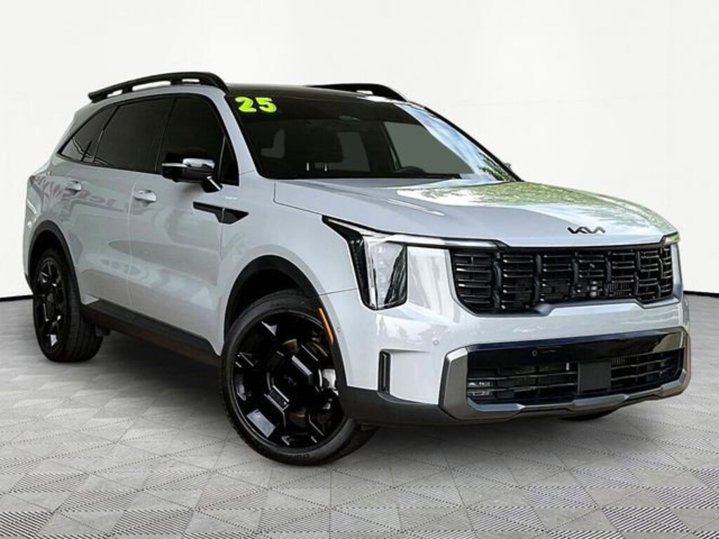 Used 2025 Kia Sorento SUV