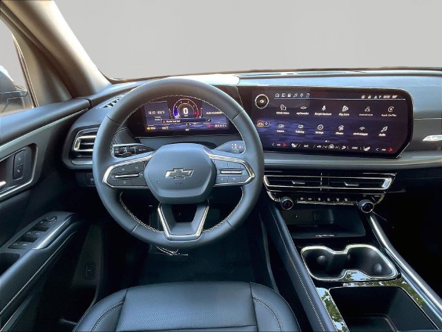 2027 Chevrolet Traverse LT - Photo 8