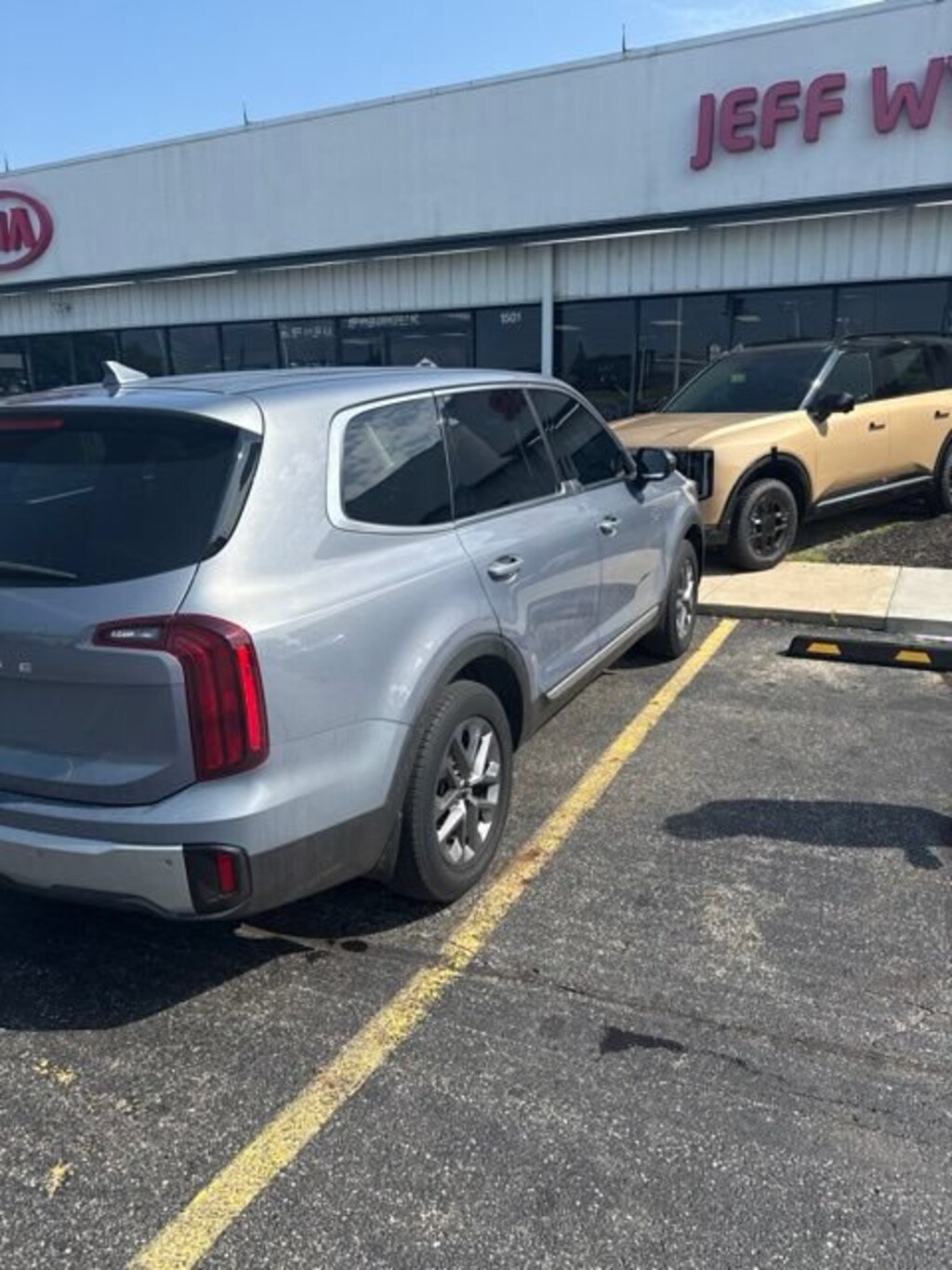 Used 2024 Kia Telluride SUV