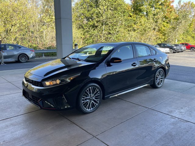 2023 Kia Forte GT-Line photo 3