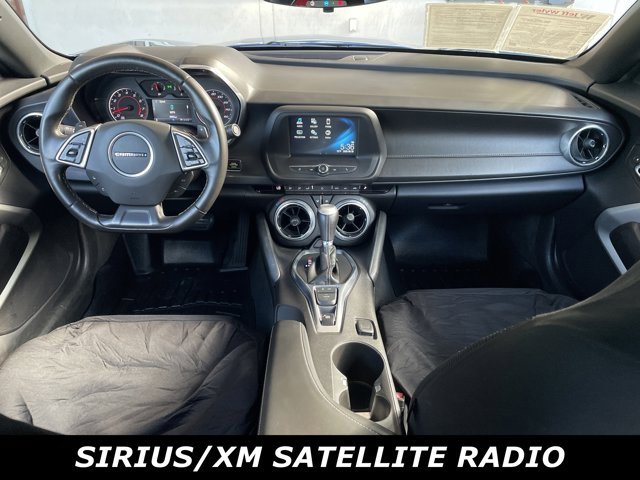 2016 Chevrolet Camaro 1LT photo 4