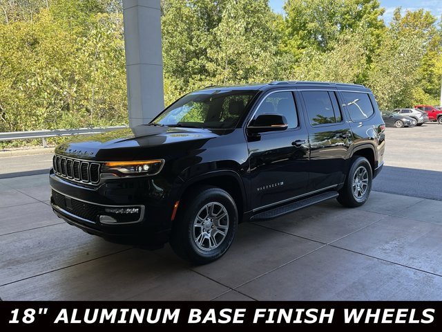 2023 Jeep Wagoneer Base photo 3