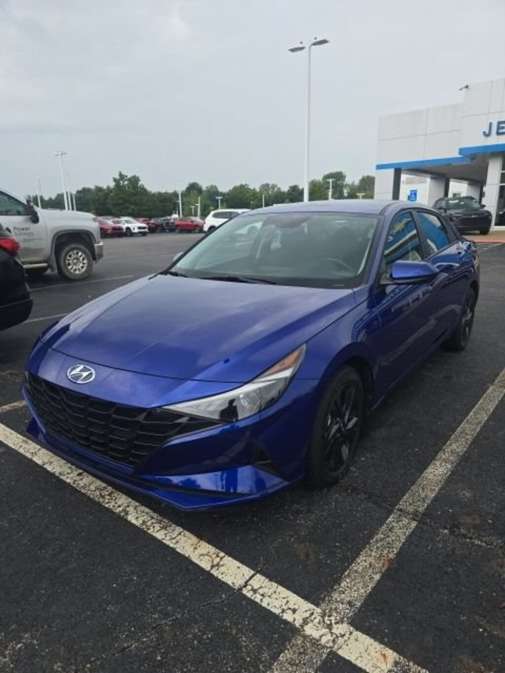 Used 2023 Hyundai Elantra Sedan