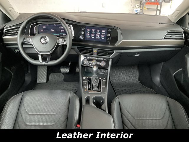 2019 Volkswagen Jetta SEL Premium photo 4