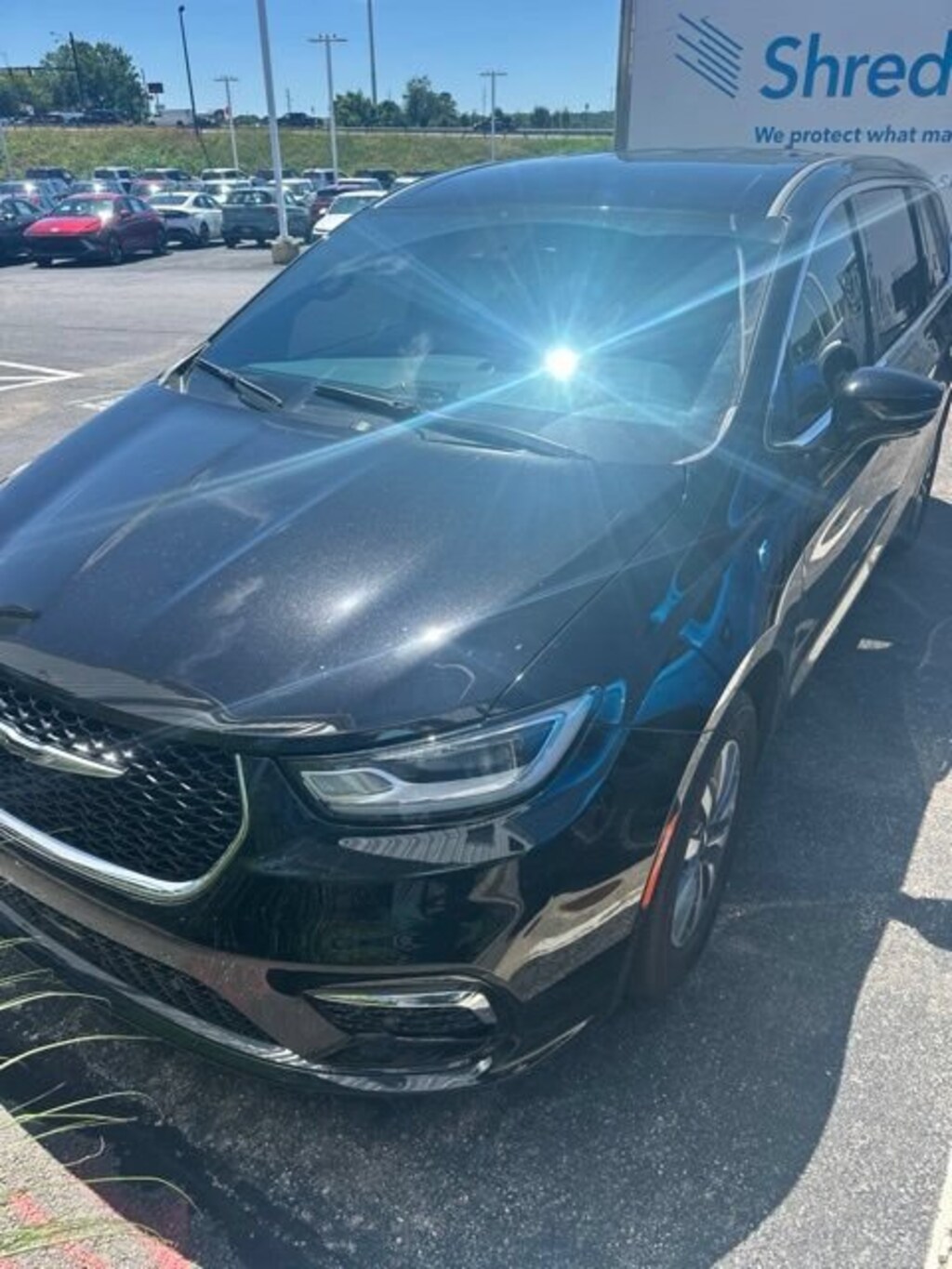 Used 2025 Chrysler Pacifica Van Passenger Van