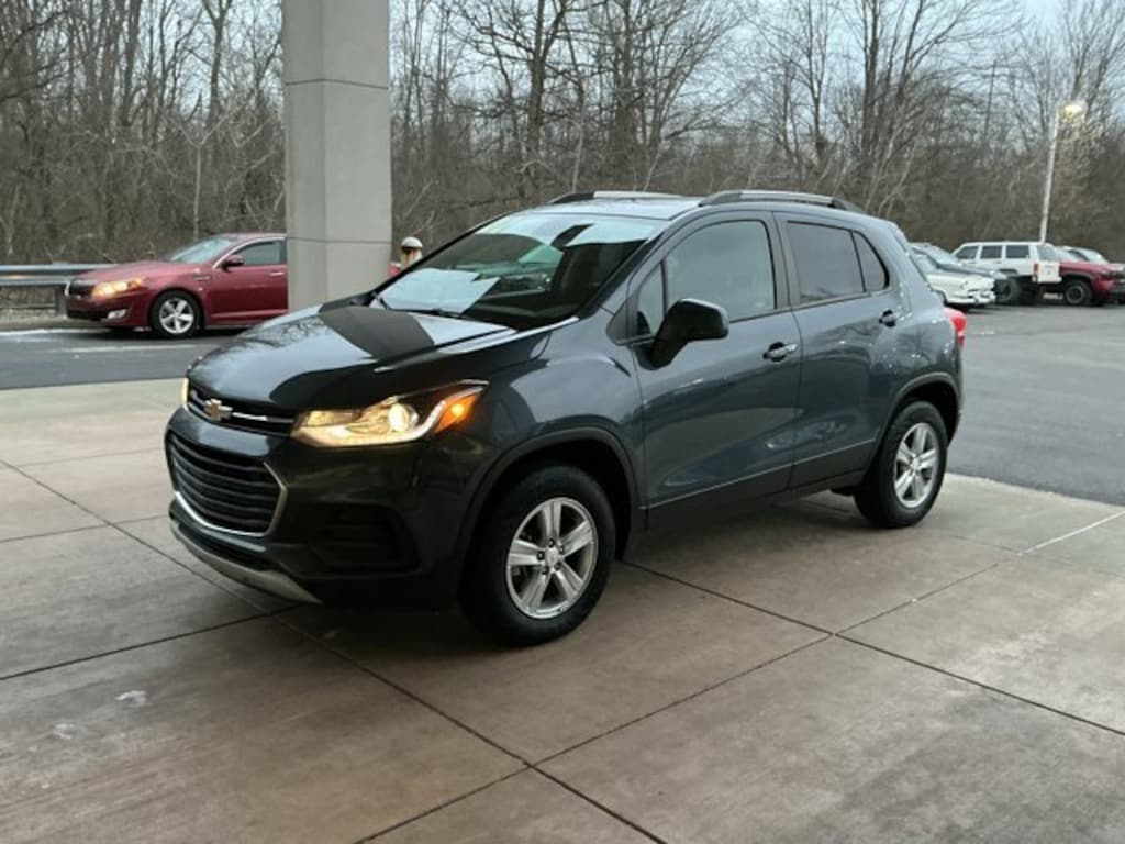 Used 2022 Chevrolet Trax SUV