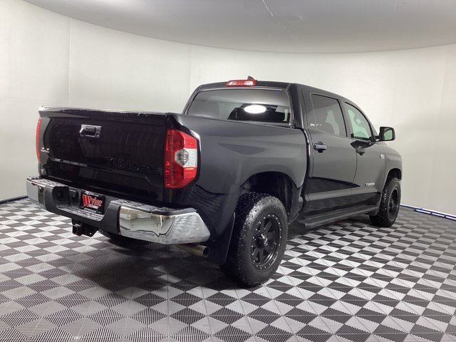 2020 Toyota Tundra SR5 CrewMax photo 3