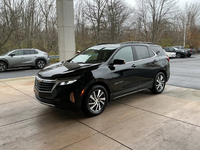 2022 Chevrolet Equinox LT photo 3