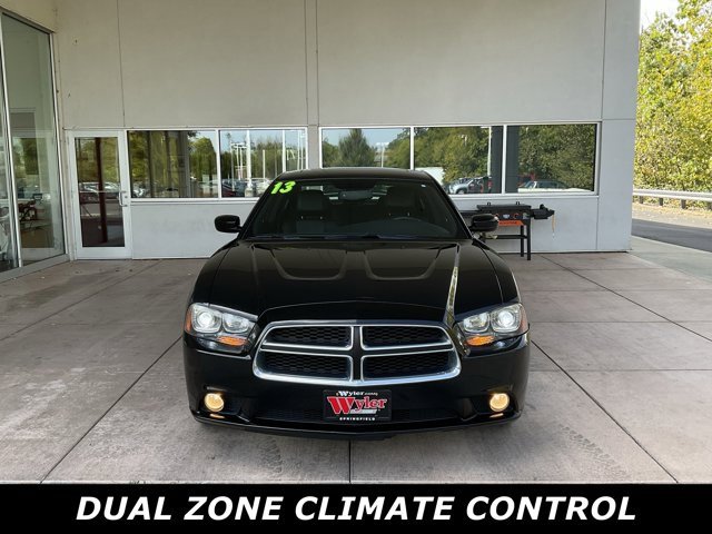 2013 Dodge Charger R/T photo 2