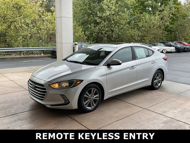 2017 Hyundai Elantra Value Edition photo 3