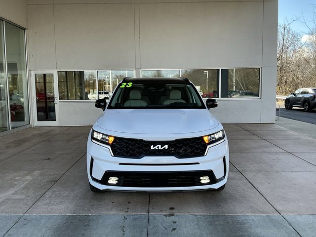 2023 Kia Sorento EX photo 2