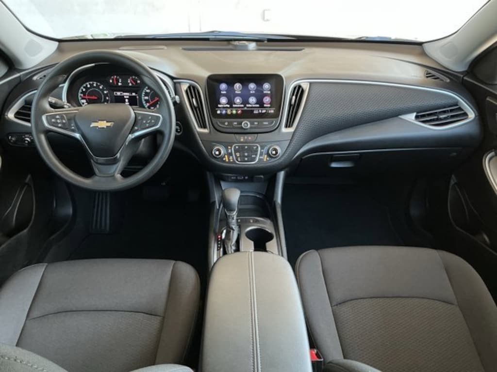 Used 2025 Chevrolet Malibu Sedan