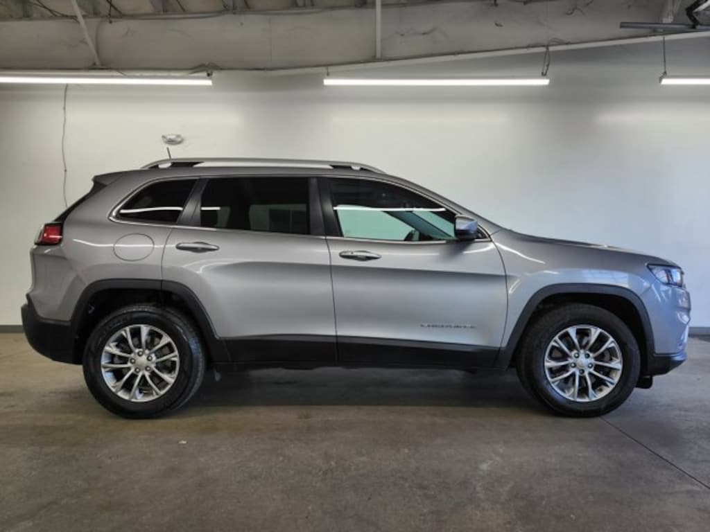 Used 2020 Jeep Cherokee SUV