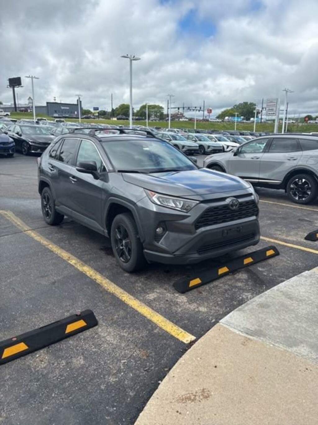 Used 2020 Toyota RAV4 SUV