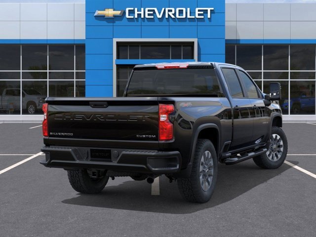 2026 Chevrolet Silverado 2500HD Custom photo 4