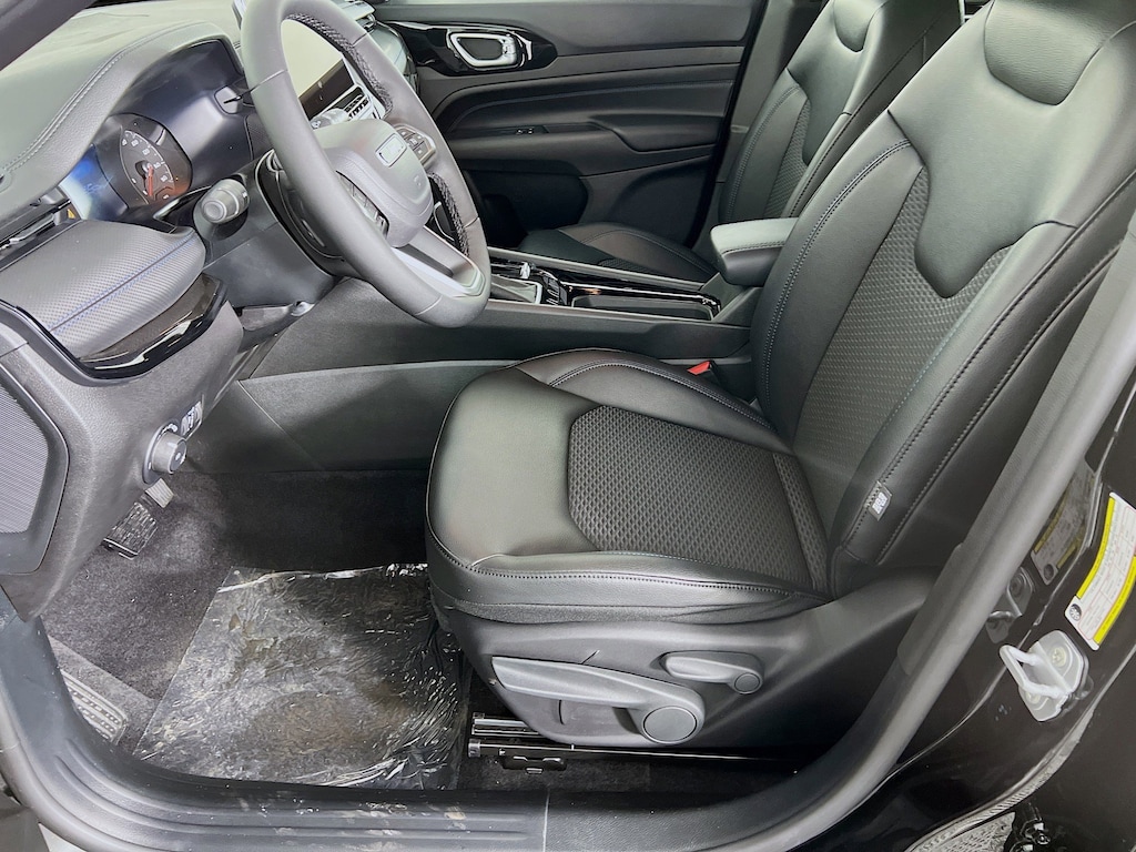 New 2026 Jeep Compass LATITUDE ALTITUDE 4X4 Sport Utility