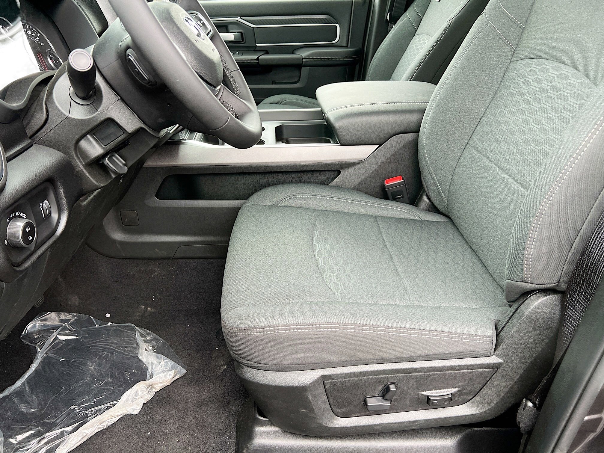 2026 Ram 2500 Big Horn photo 3