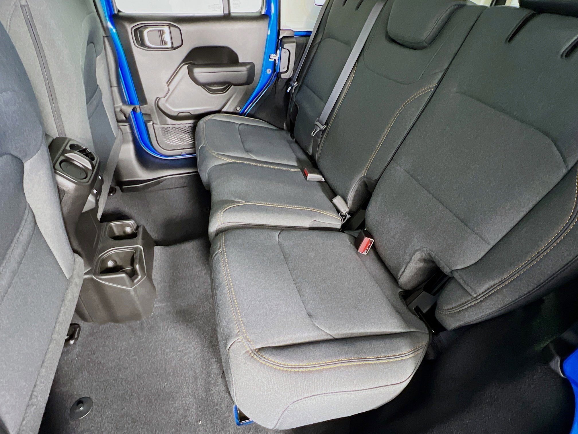 2026 Jeep Wrangler Willys Sport photo 4