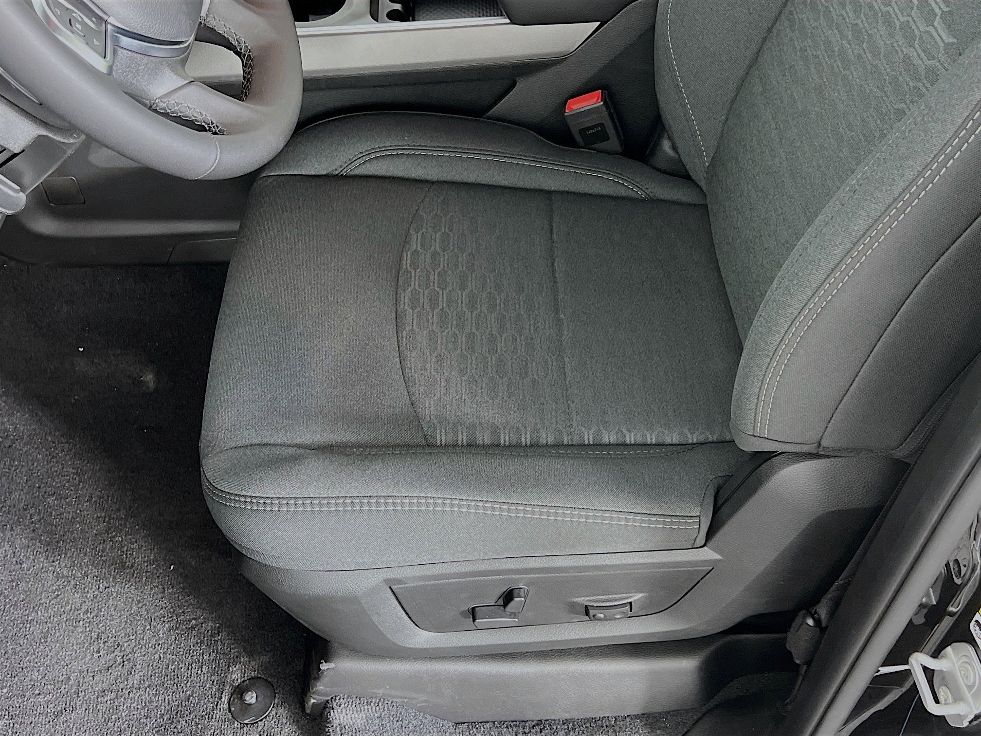 2025 Ram 2500 Big Horn photo 4