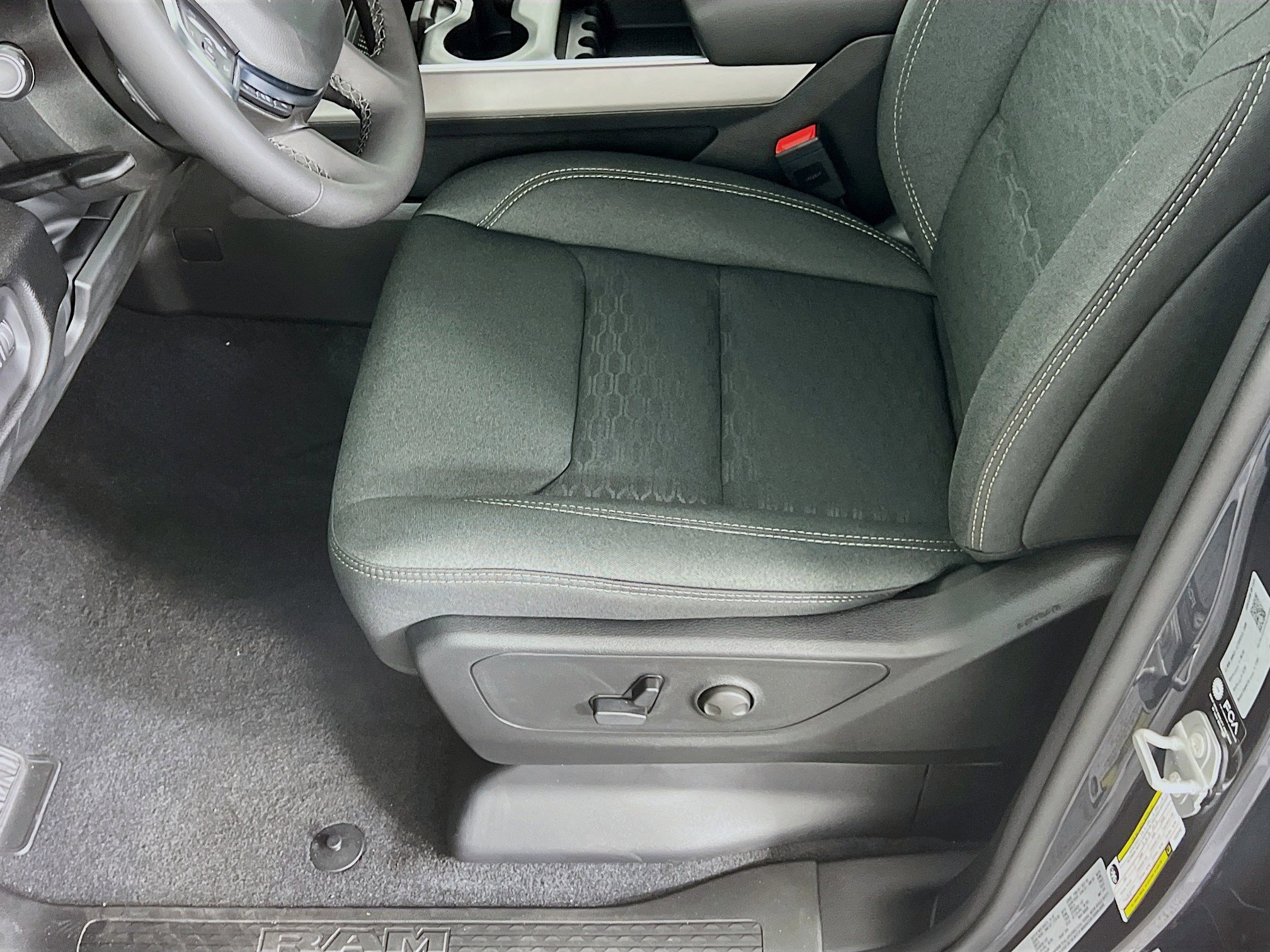 2026 Ram 1500 Big Horn photo 4