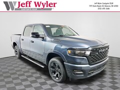 2026 Ram 1500 BIG HORN CREW CAB 4X4 5'7 BOX Pickup Springfield OH