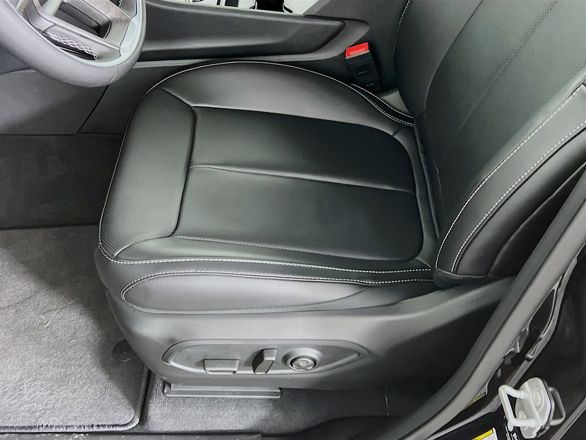 2025 Jeep Grand Cherokee Limited photo 4