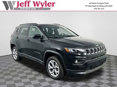 2025 Jeep Compass LATITUDE 4X4 Sport Utility