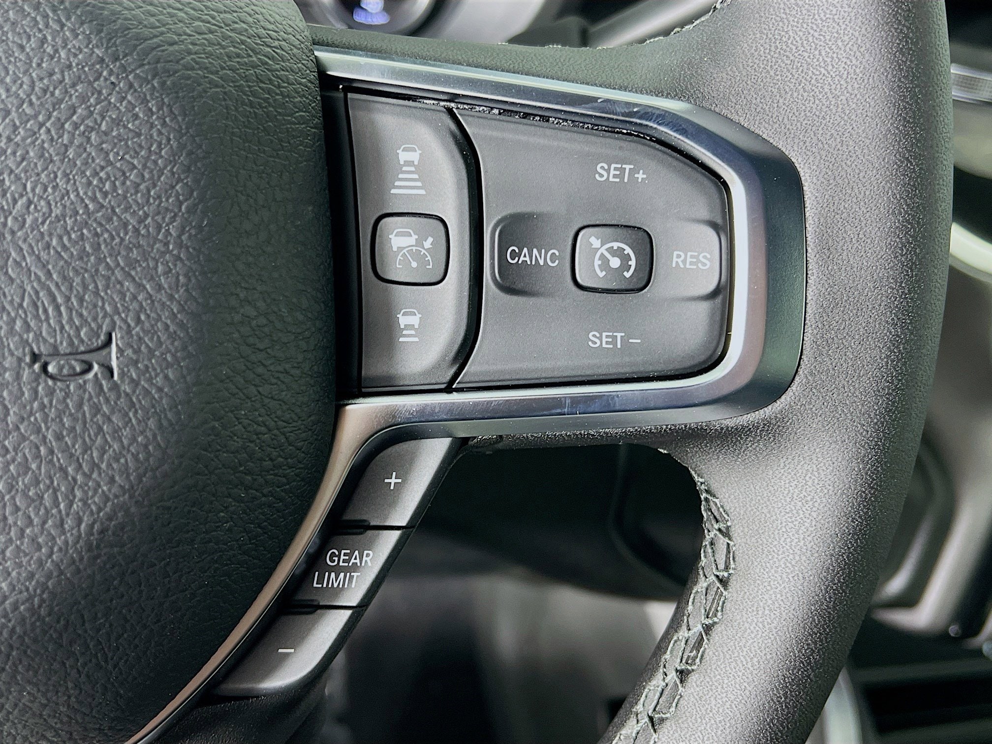2026 RAM 2500 Big Horn - Photo 16