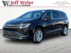 2027 Chrysler Pacifica SELECT AWD Passenger Van Cincinnati
