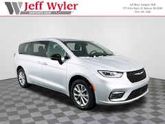 2026 Chrysler Pacifica SELECT AWD Passenger Van Cincinnati