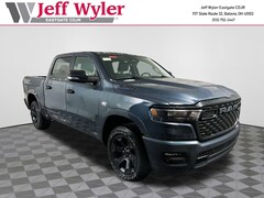 New 2026 Ram 1500 BIG HORN CREW CAB 4X4 5'7 BOX Pickup Cincinnati