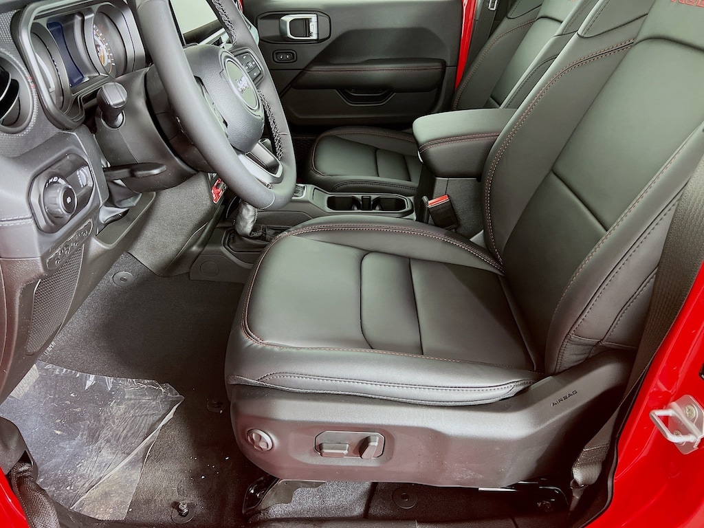 New 2026 Jeep Wrangler 4-DOOR RUBICON Sport Utility