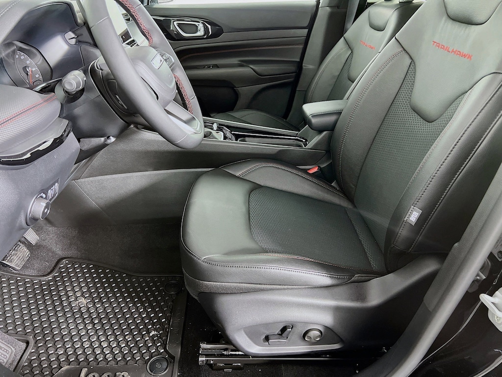 New 2026 Jeep Compass TRAILHAWK 4X4 Sport Utility