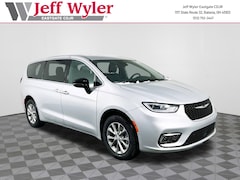 2026 Chrysler Pacifica SELECT AWD Passenger Van Cincinnati