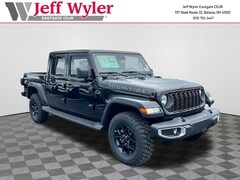2025 Jeep Gladiator Pickup