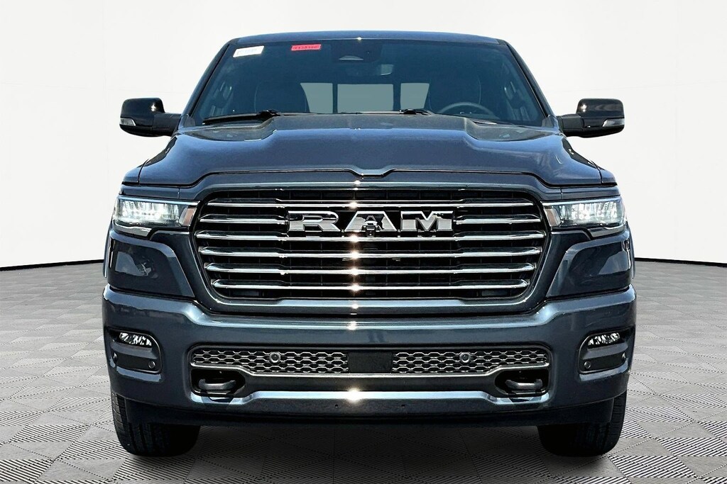 New 2026 Ram 1500 LARAMIE CREW CAB 4X4 5'7 BOX Pickup