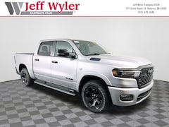 New 2026 Ram 1500 BIG HORN CREW CAB 4X4 5'7 BOX Pickup Cincinnati