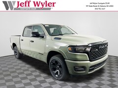 New 2026 Ram 1500 BIG HORN CREW CAB 4X4 5'7 BOX Pickup Cincinnati