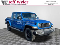 2025 Jeep Gladiator Pickup