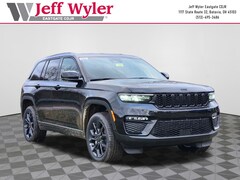 New 2025 Jeep Grand Cherokee LIMITED 4X4 Sport Utility Lawrenceburg